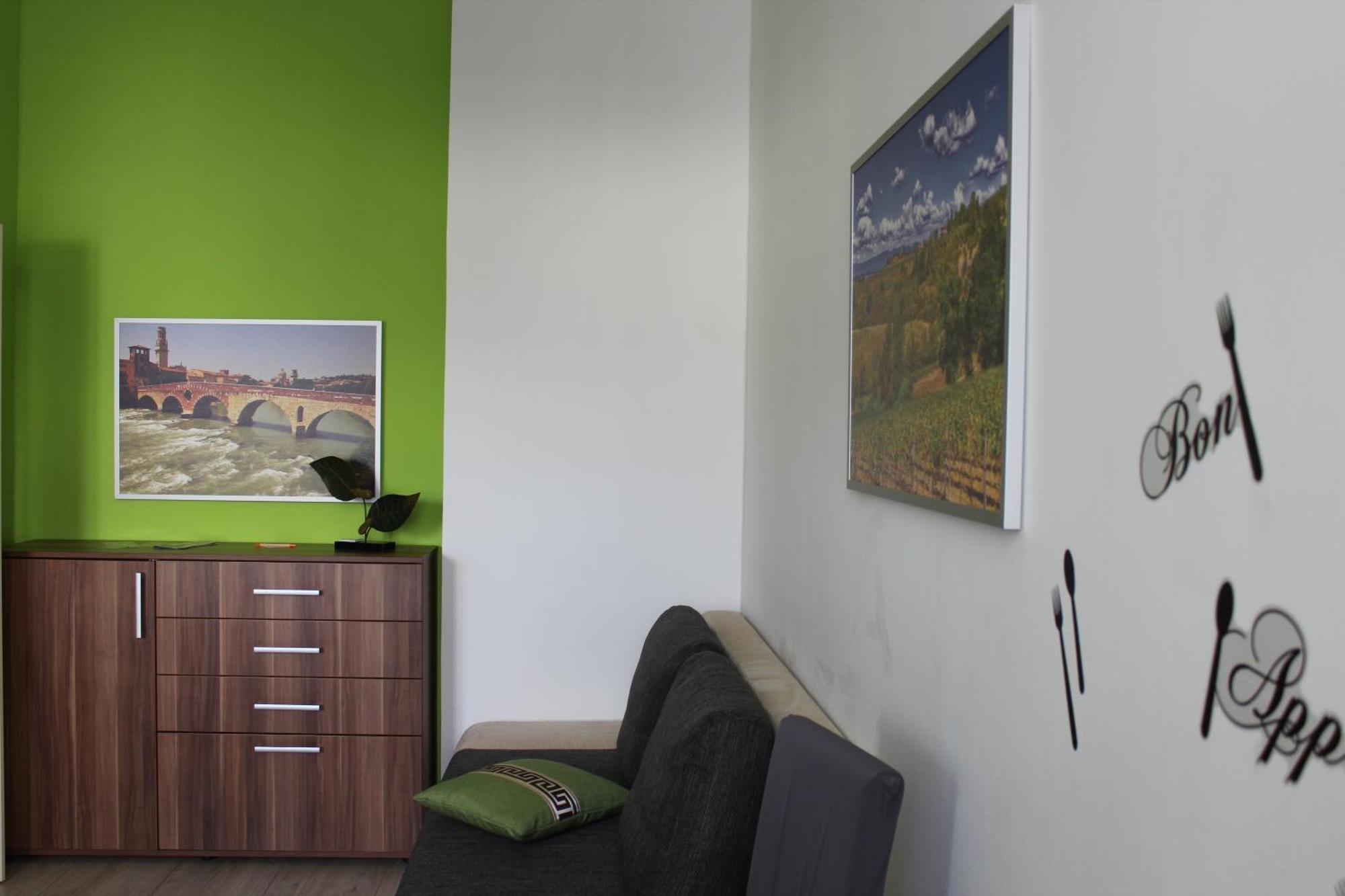 Apartments Verona Karlovy Vary Exterior photo